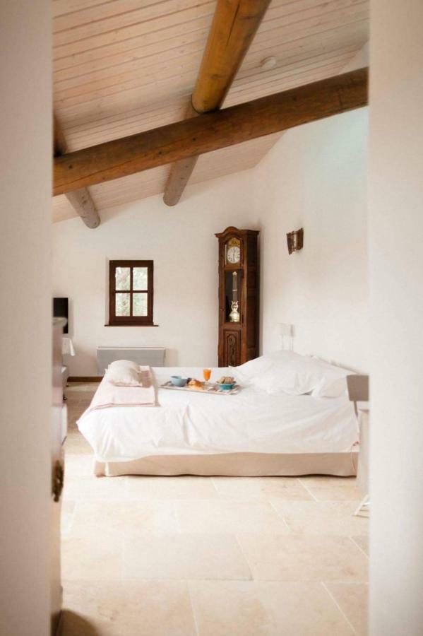 Provence Dodo Bed and Breakfast Villeneuve  Buitenkant foto