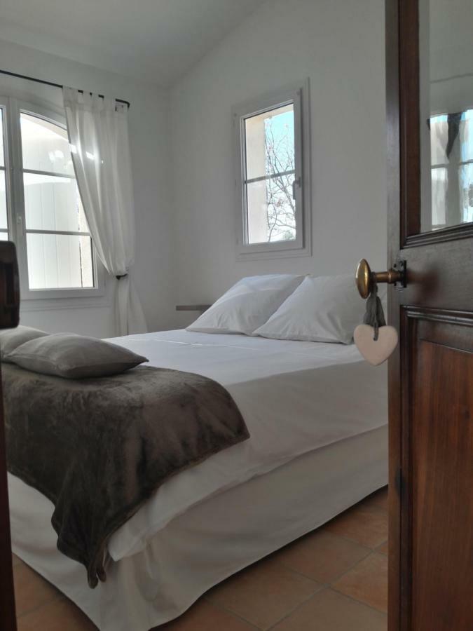 Provence Dodo Bed and Breakfast Villeneuve  Buitenkant foto
