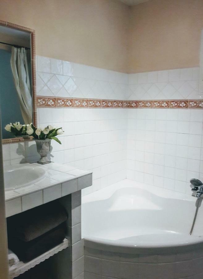 Provence Dodo Bed and Breakfast Villeneuve  Buitenkant foto