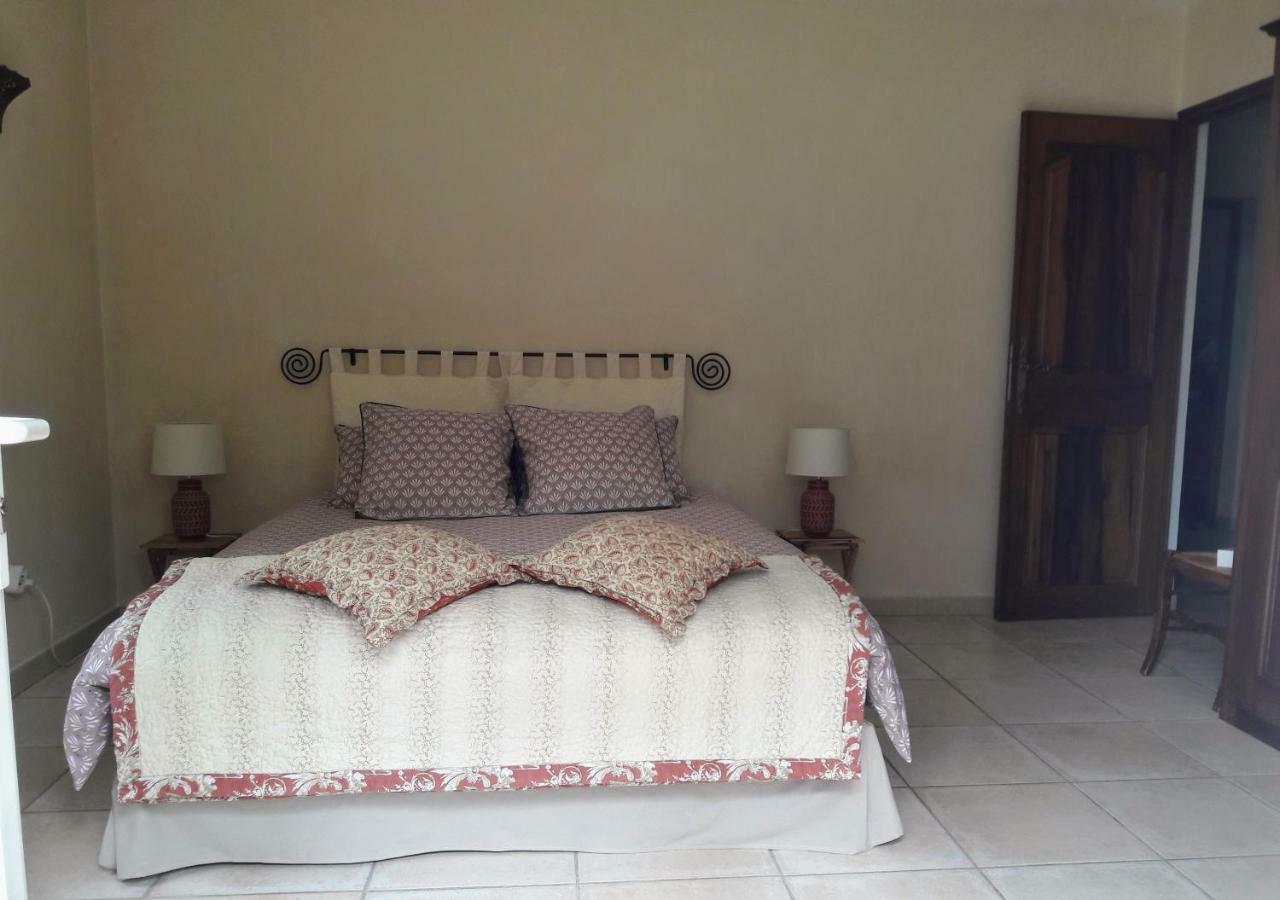 Provence Dodo Bed and Breakfast Villeneuve  Buitenkant foto