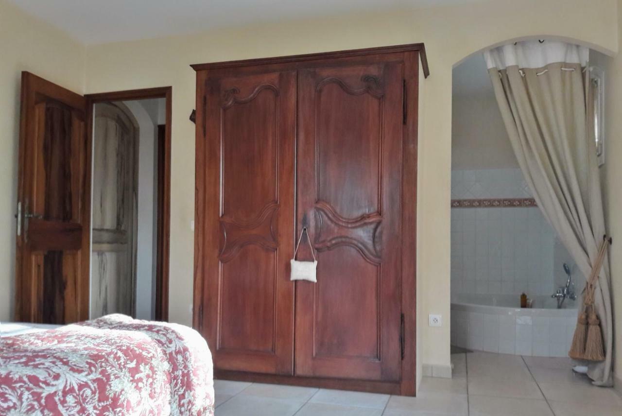 Provence Dodo Bed and Breakfast Villeneuve  Buitenkant foto